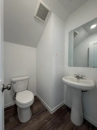 $2,750 | 9807 Keystone Meadows, Baytown, TX 77521