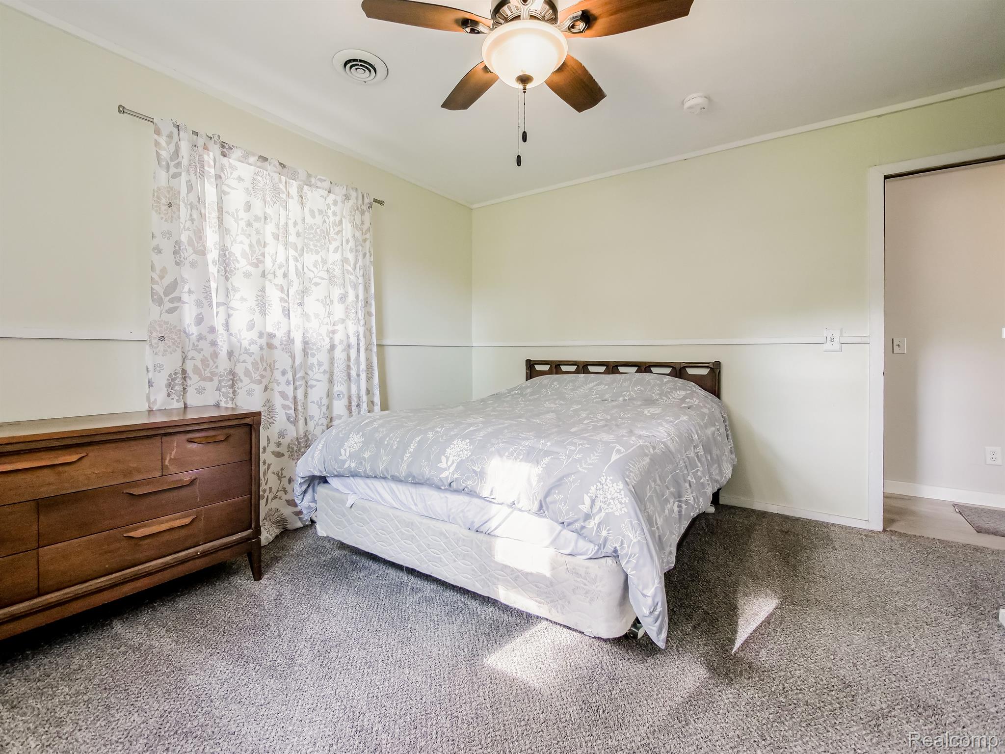 5103 North Bray Road Flint, MI 48505 - Photo 15 of 24