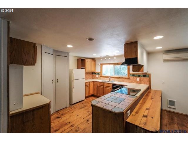 30749 Southwest Larson Road Lebanon, OR 97355 - Photo 17 of 32 Gallery Image 17