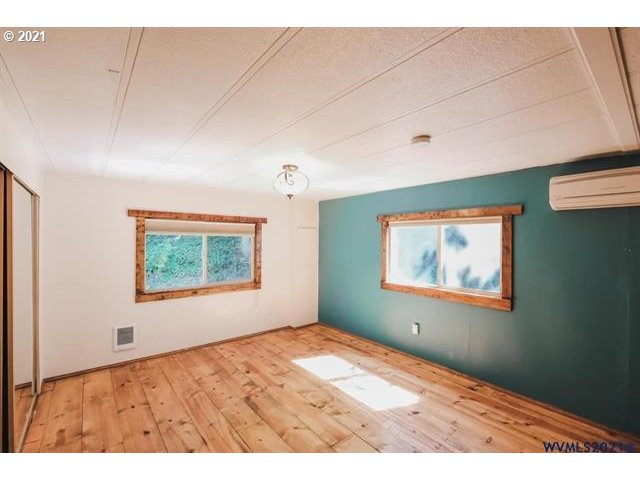 30749 Southwest Larson Road Lebanon, OR 97355 - Photo 10 of 32 Gallery Image 10