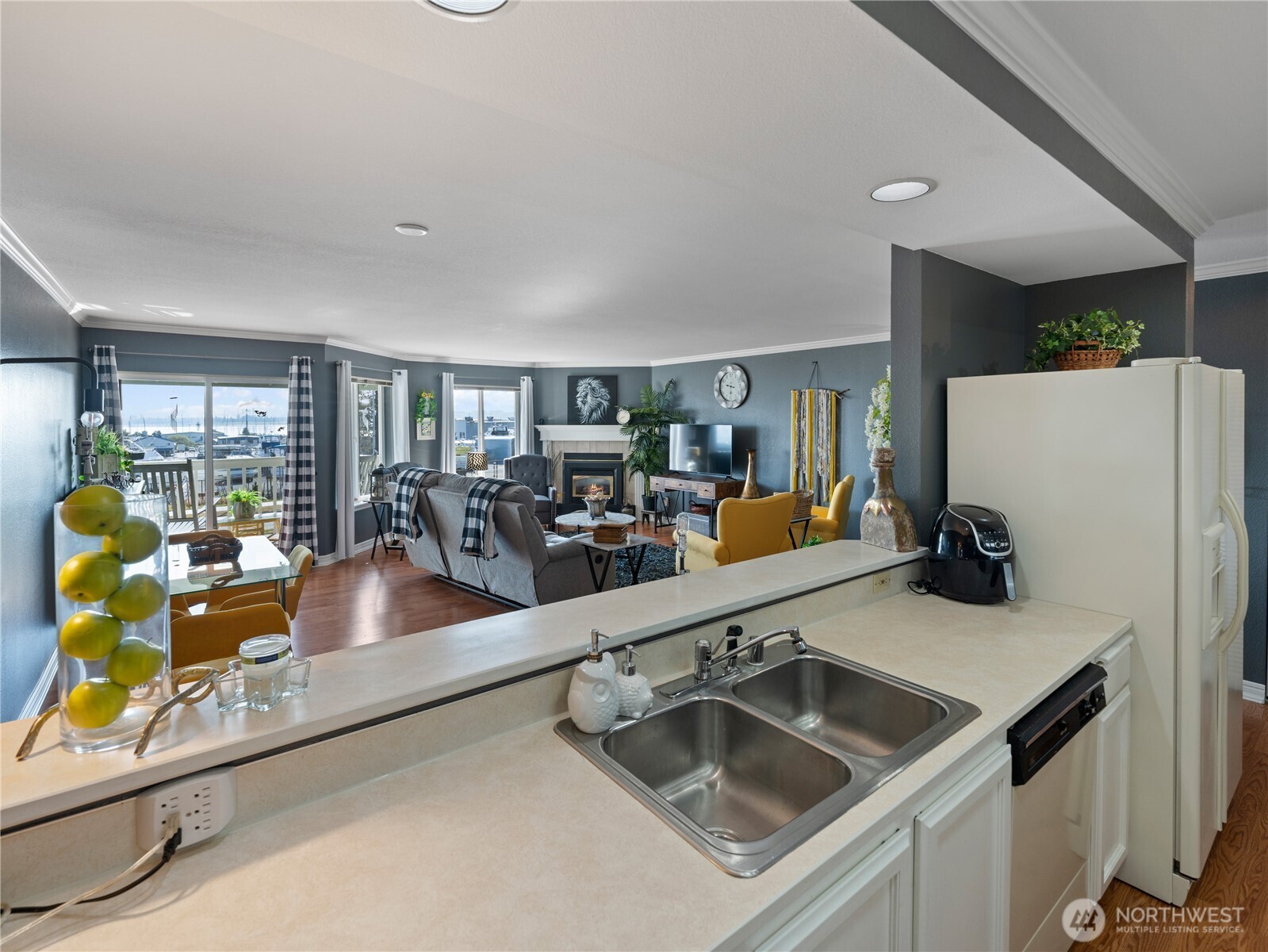 3120 R Avenue, Unit 3 Anacortes, WA 98221 - Photo 16 of 33