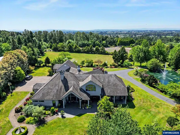 $1,999,000 | 630 Eureka Avenue, Silverton, OR 97381
