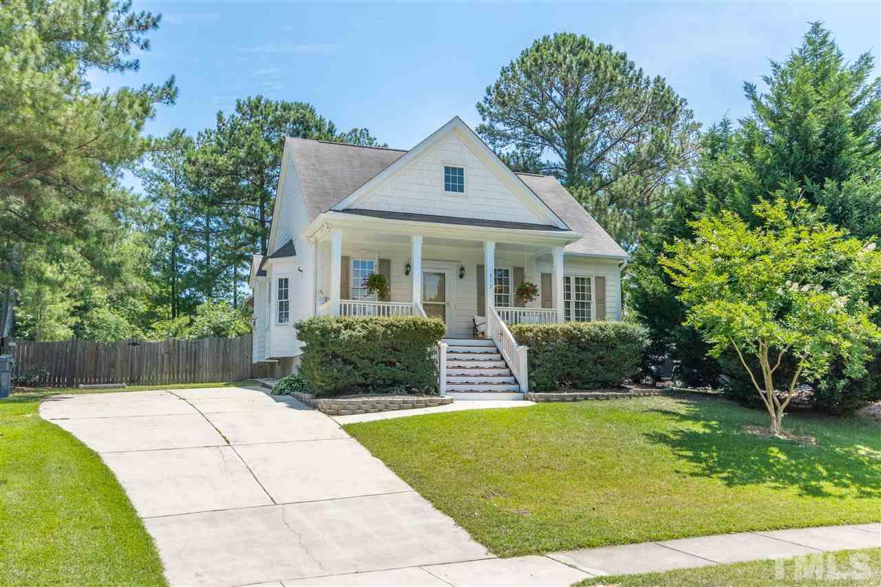 817 Shackleton Road Apex, NC 27502 - Photo 3 of 29 Gallery Image 3