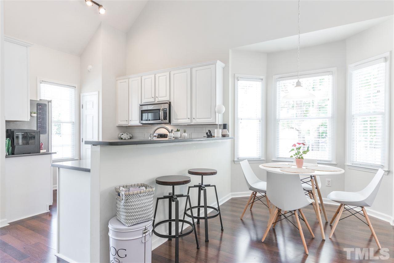 817 Shackleton Road Apex, NC 27502 - Photo 7 of 29 Gallery Image 7