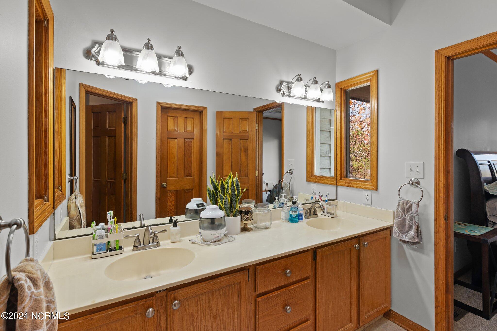 508 Audubon Oriental, NC 28571 - Photo 46 of 61 Master Bth