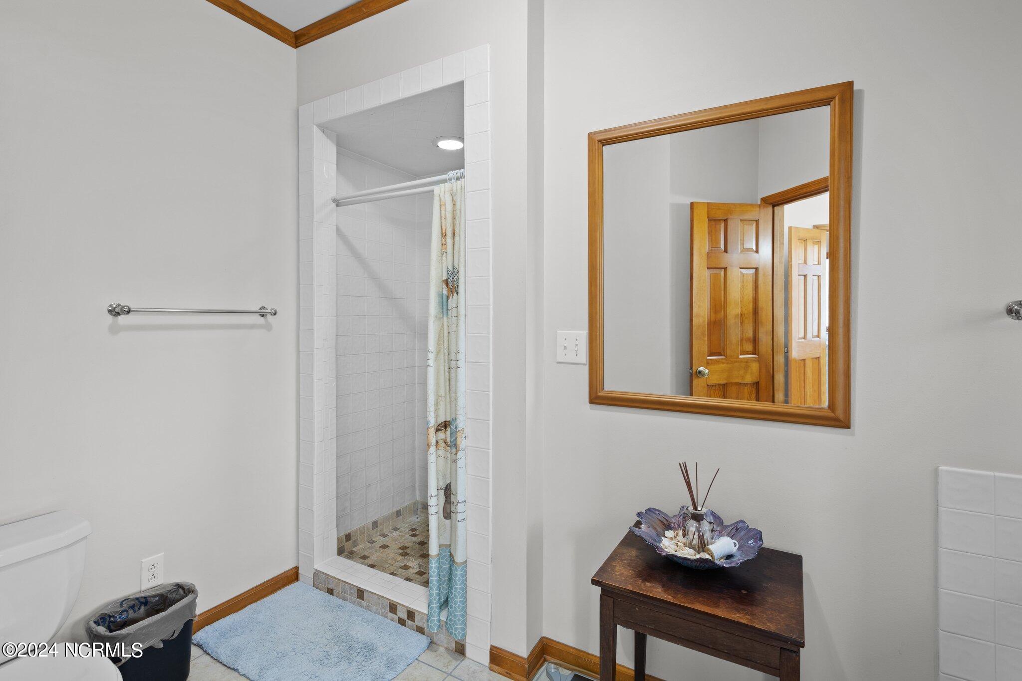 508 Audubon Oriental, NC 28571 - Photo 47 of 61 Master Shower