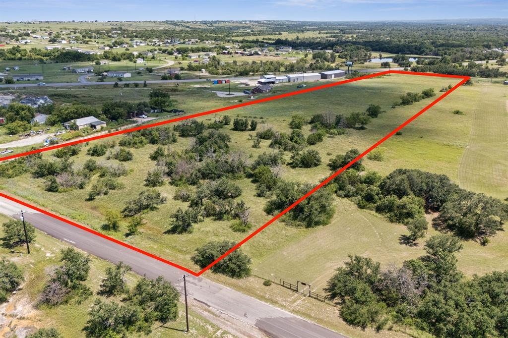 1 Carter Road Springtown, TX 76082 - Photo 1 of 4
