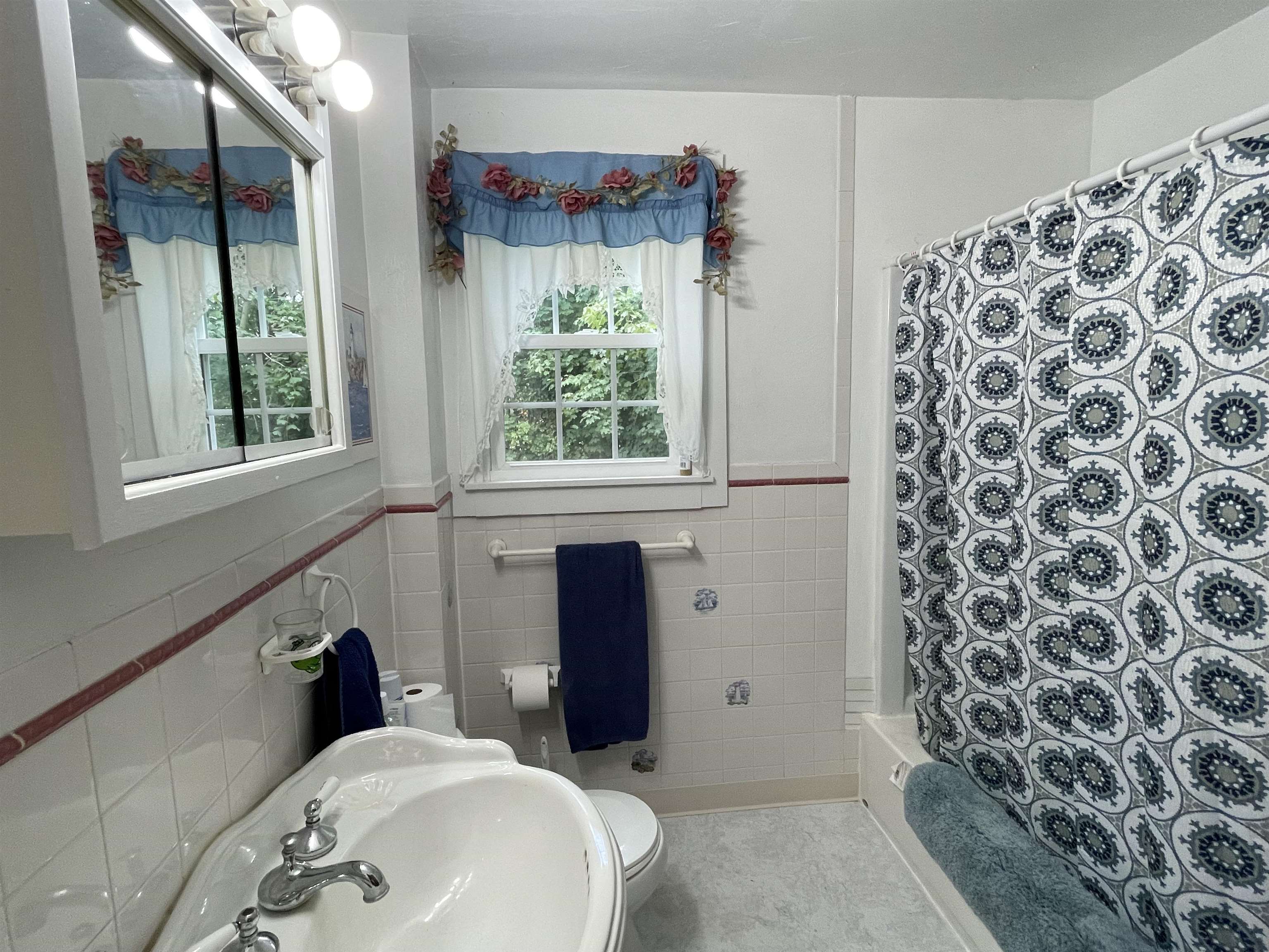 143 Broadway Concord, NH 03301 - Photo 25 of 31