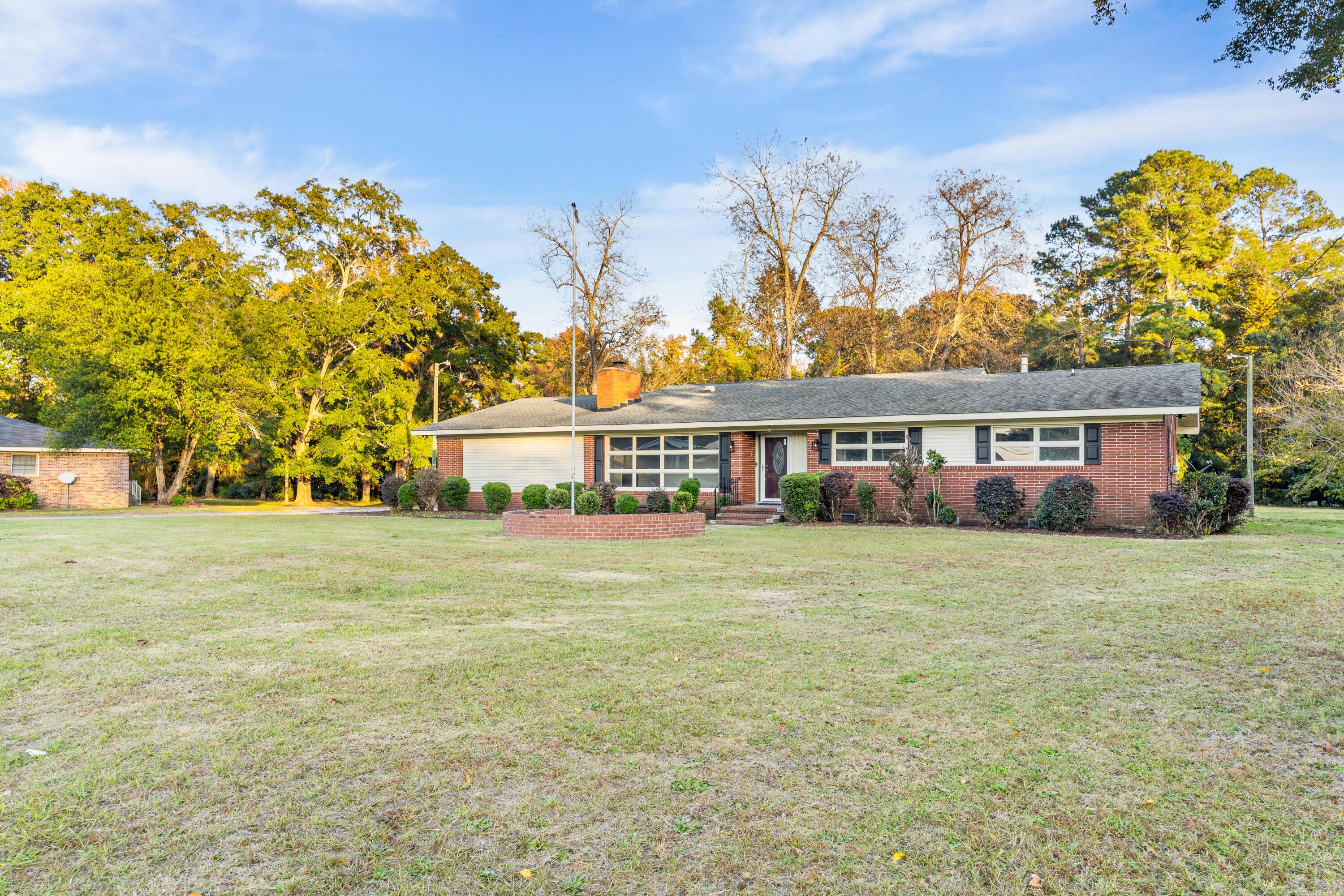 1628 Belleville Road Orangeburg, SC 29115 - Photo 2 of 42 DSC06844