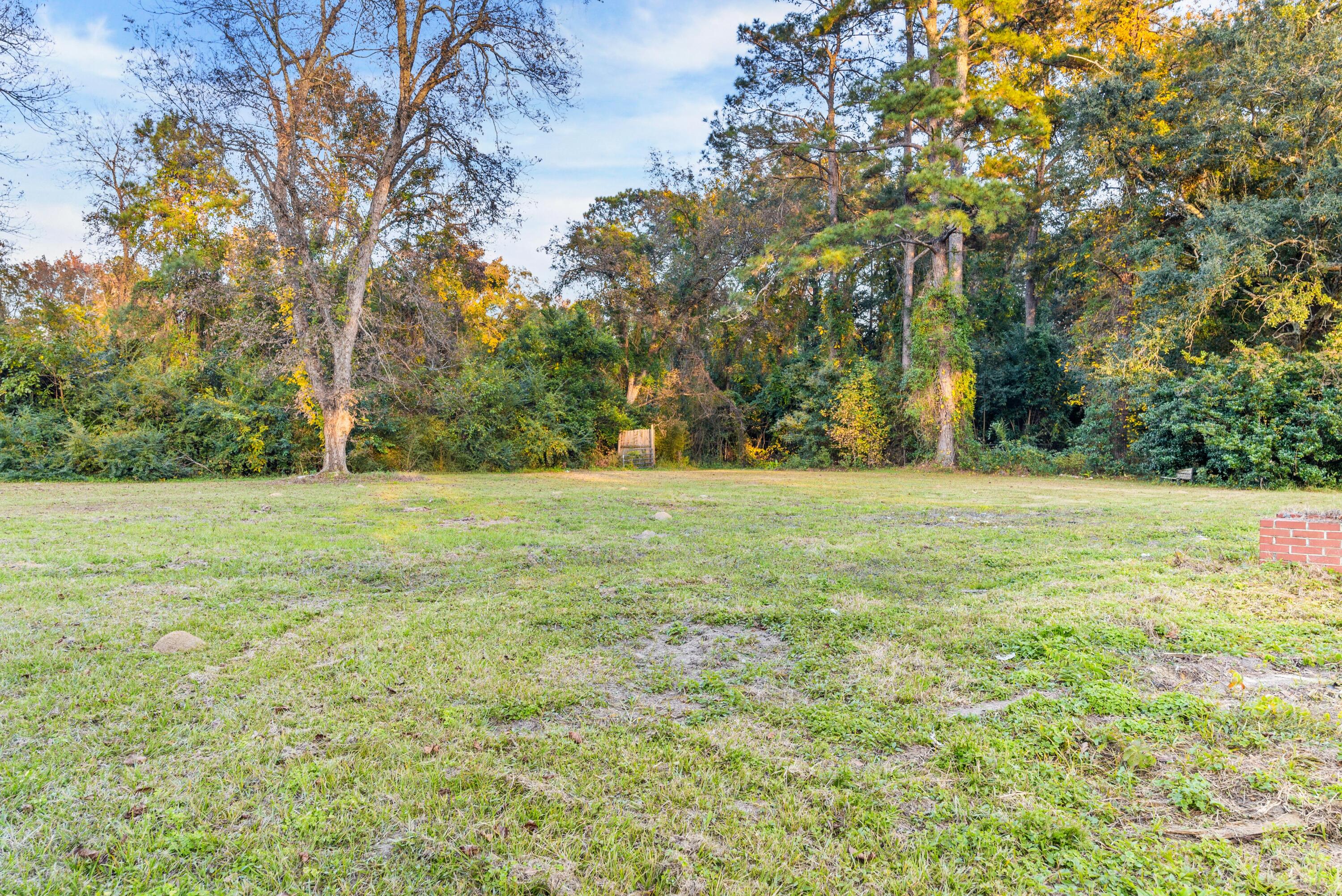 1628 Belleville Road Orangeburg, SC 29115 - Photo 5 of 42 DSC06866