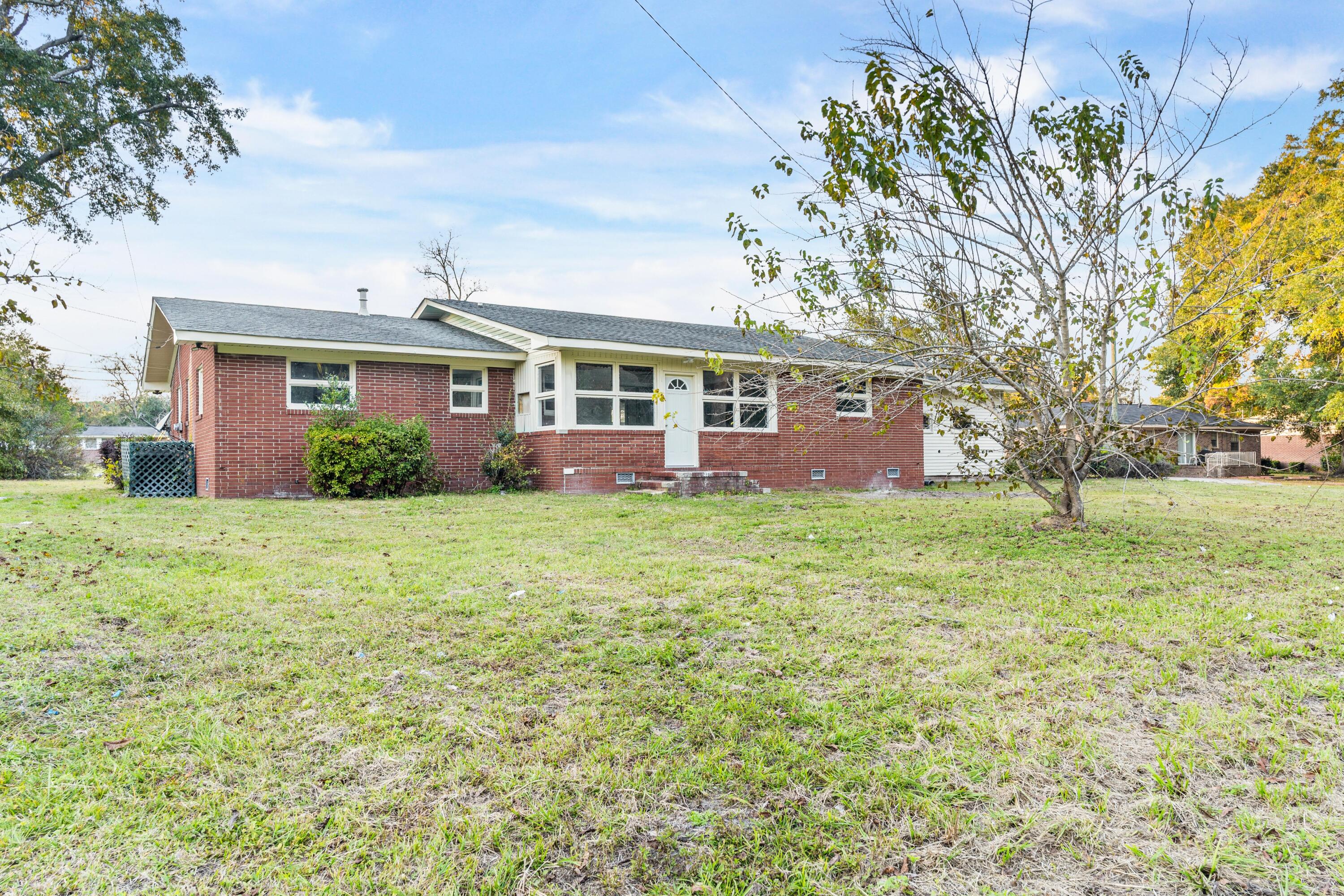 1628 Belleville Road Orangeburg, SC 29115 - Photo 7 of 42 DSC06863