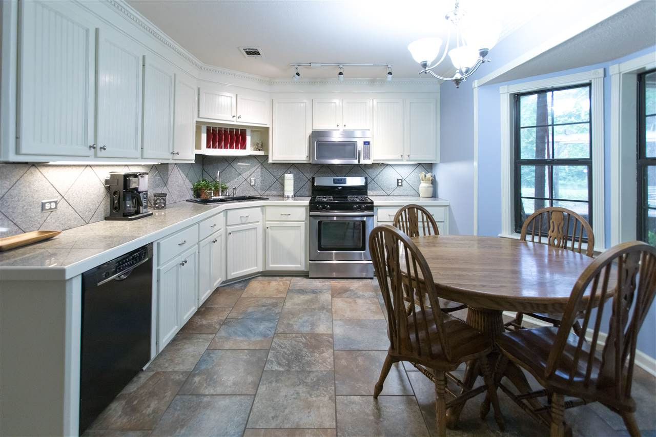 411 Purvis Road Flora, MS 39071 - Photo 8 of 33 Photo 8