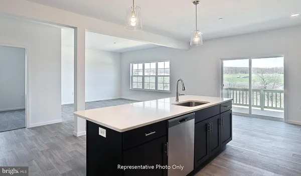 $392,500 | 7843 Oakbrook Drive, Harrisburg, PA 17112