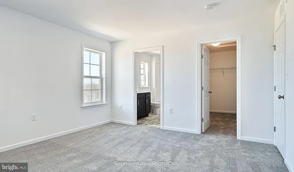 $392,500 | 7843 Oakbrook Drive, Harrisburg, PA 17112
