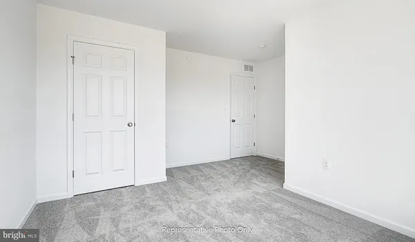 $392,500 | 7843 Oakbrook Drive, Harrisburg, PA 17112