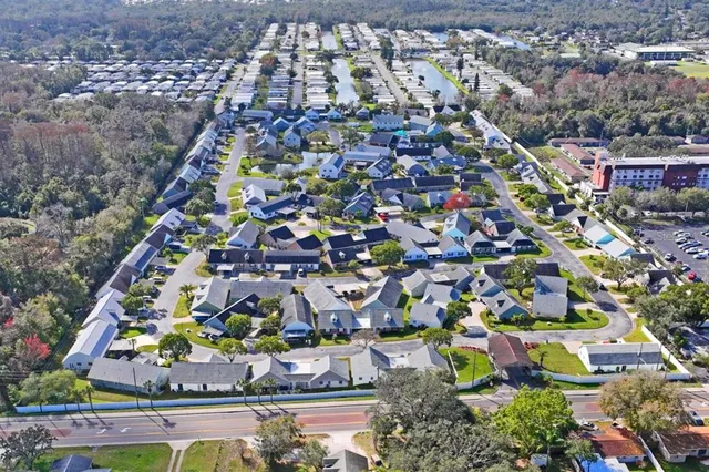 $94,500 | 6101 Elmhurst Drive, Unit 5B, New Port Richey, FL 34653