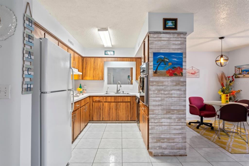 6101 Elmhurst Drive, Unit 5B New Port Richey, FL 34653 - Photo 8 of 43