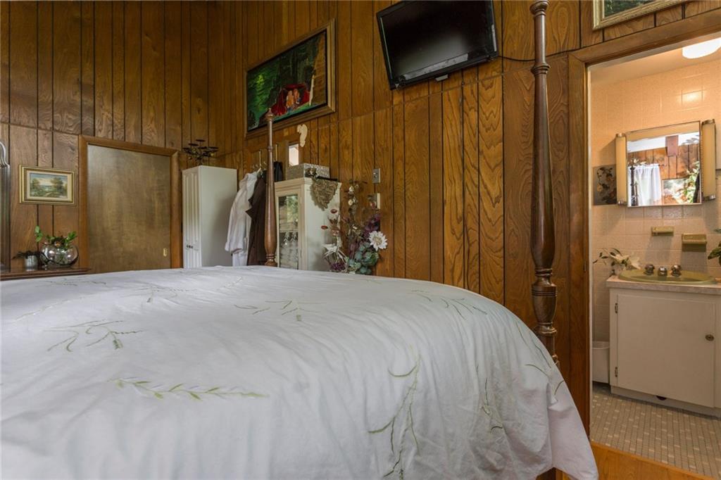 11 Pepperrell Road Kittery, ME 03905 - Photo 20 of 35 Here you can get a glimpse of the...