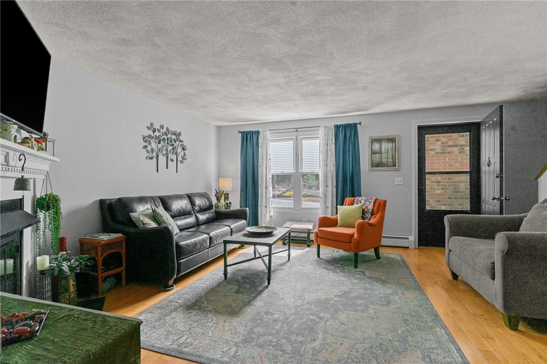 10 Pheasant Run, Unit B Smithfield, RI 02917 - Photo 4 of 25