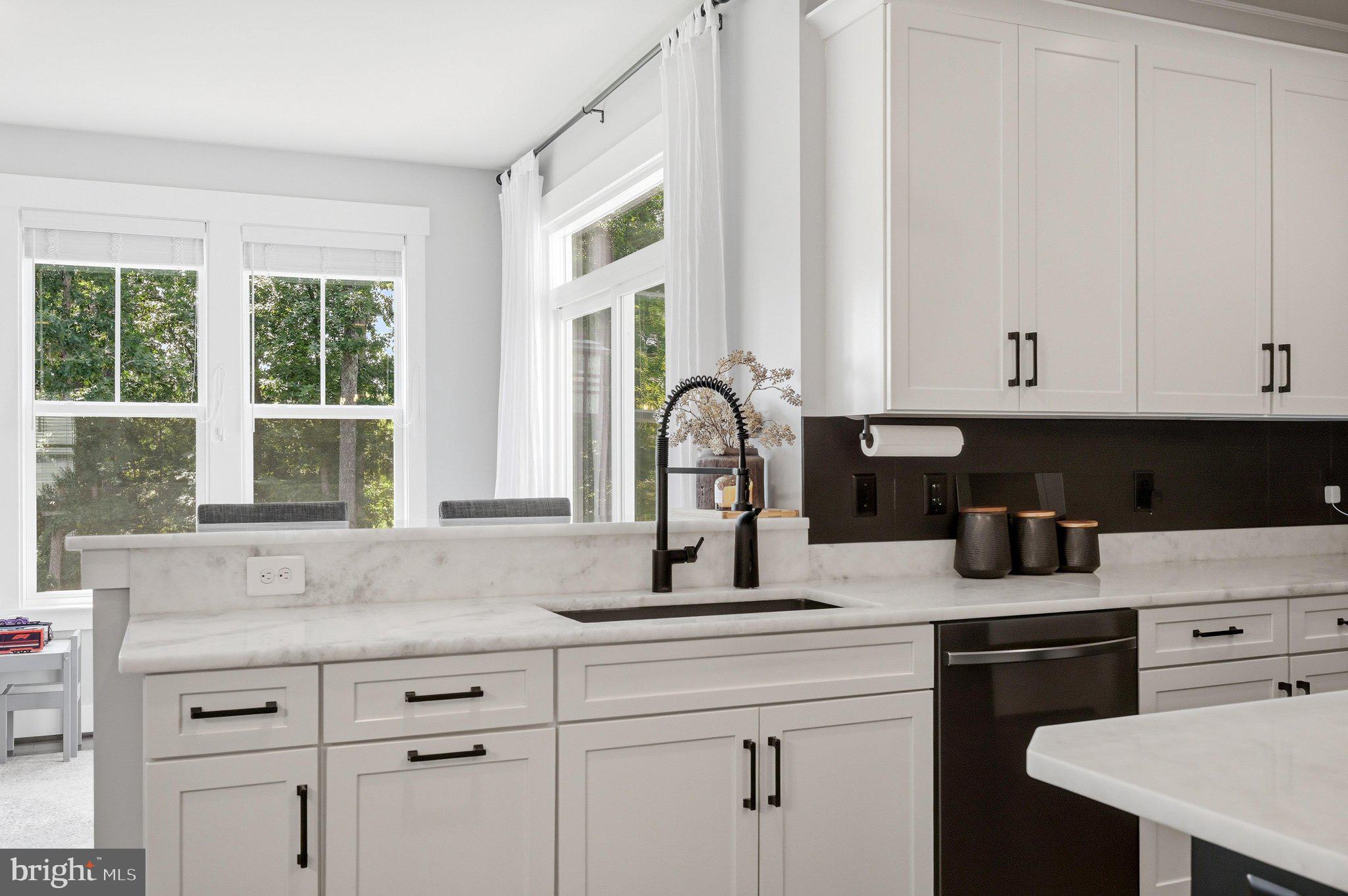 4854 Point Road Warrenton, VA 20187 - Photo 4 of 113 Kitchen