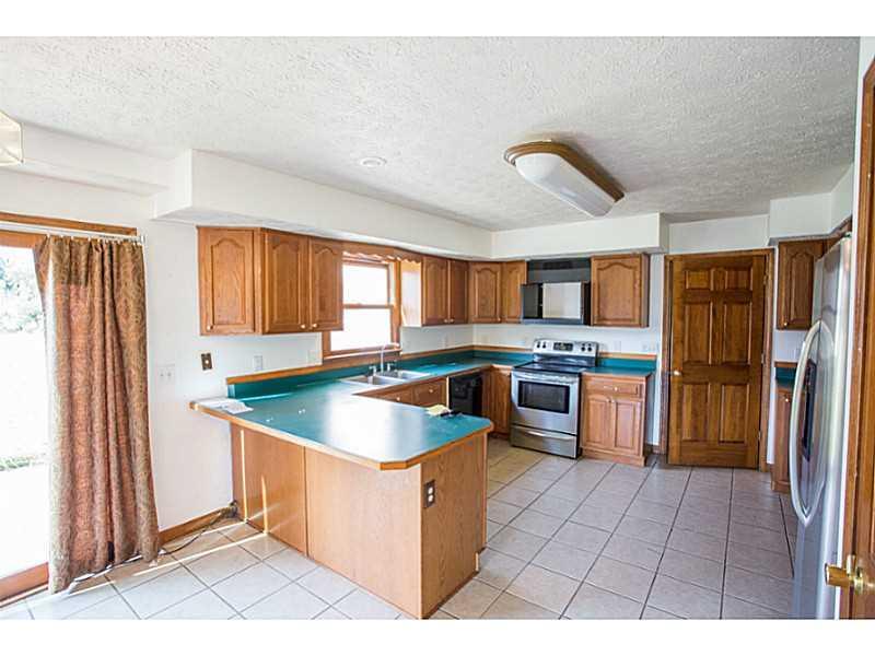 8335 Springfield Jamestown Road Springfield, OH 45502 - Photo 5 of 25