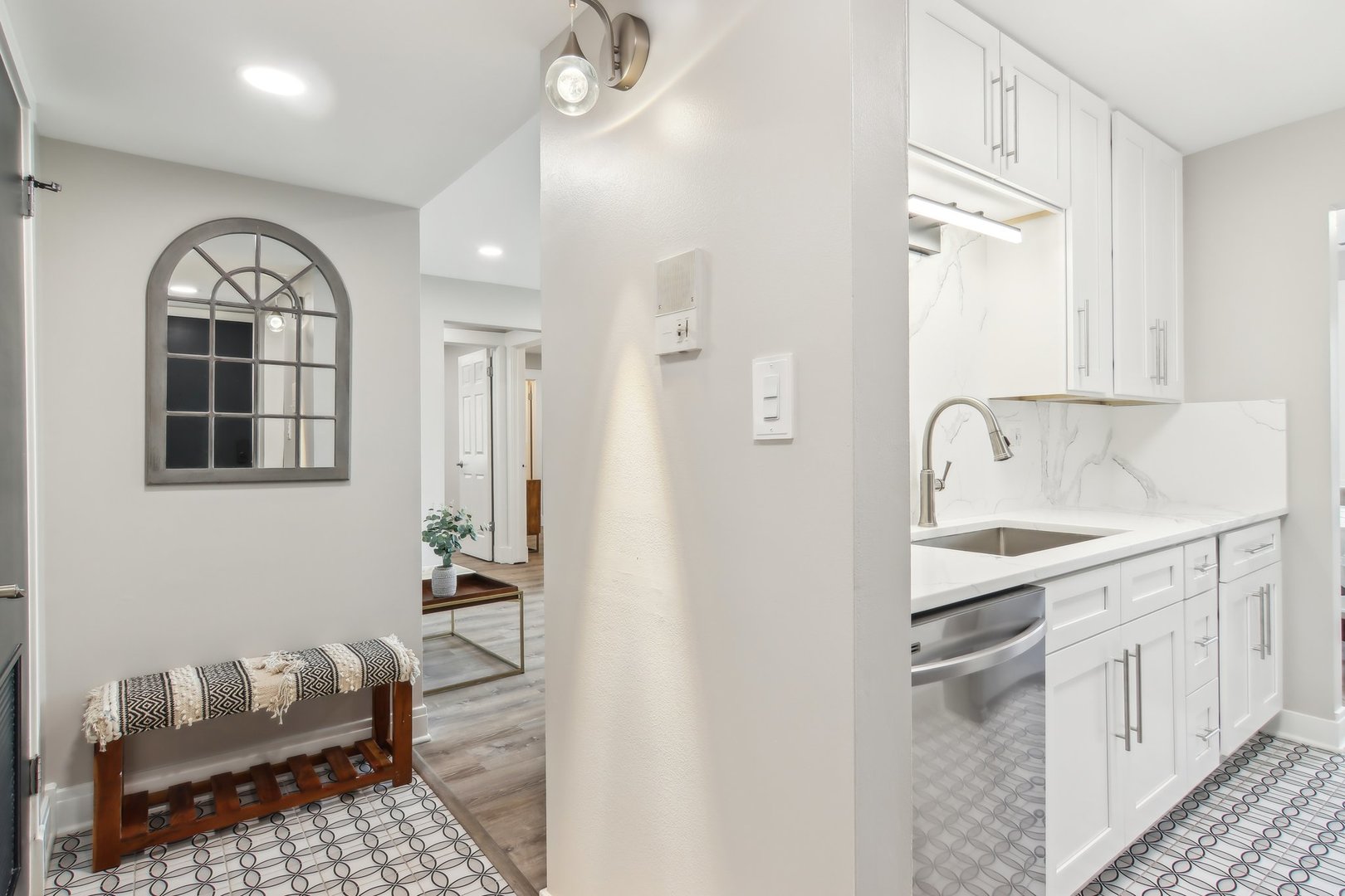 5704 West 128th Street, Unit 1C Crestwood, IL 60418 - Photo 14 of 29 a bathroom with a sink and a mirror