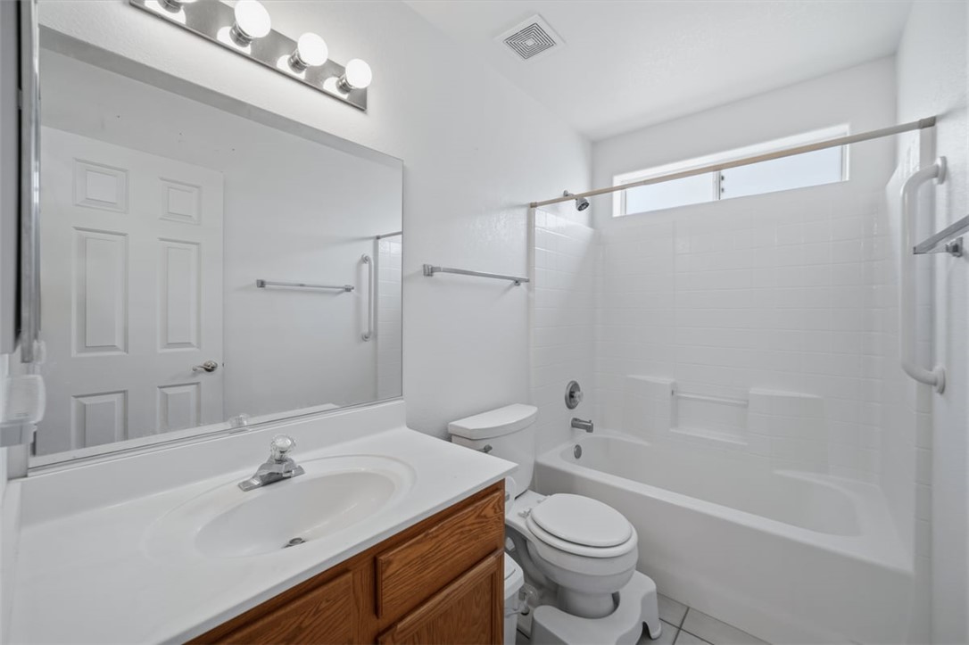 2144 Ridgeview Road Kingman, AZ 86401 - Photo 32 of 49 a bathroom with a sink toilet and shower