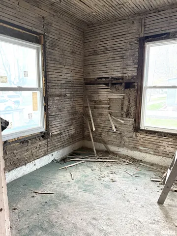 $28,000 | 5 North 8th Avenue, Canton, IL 61520