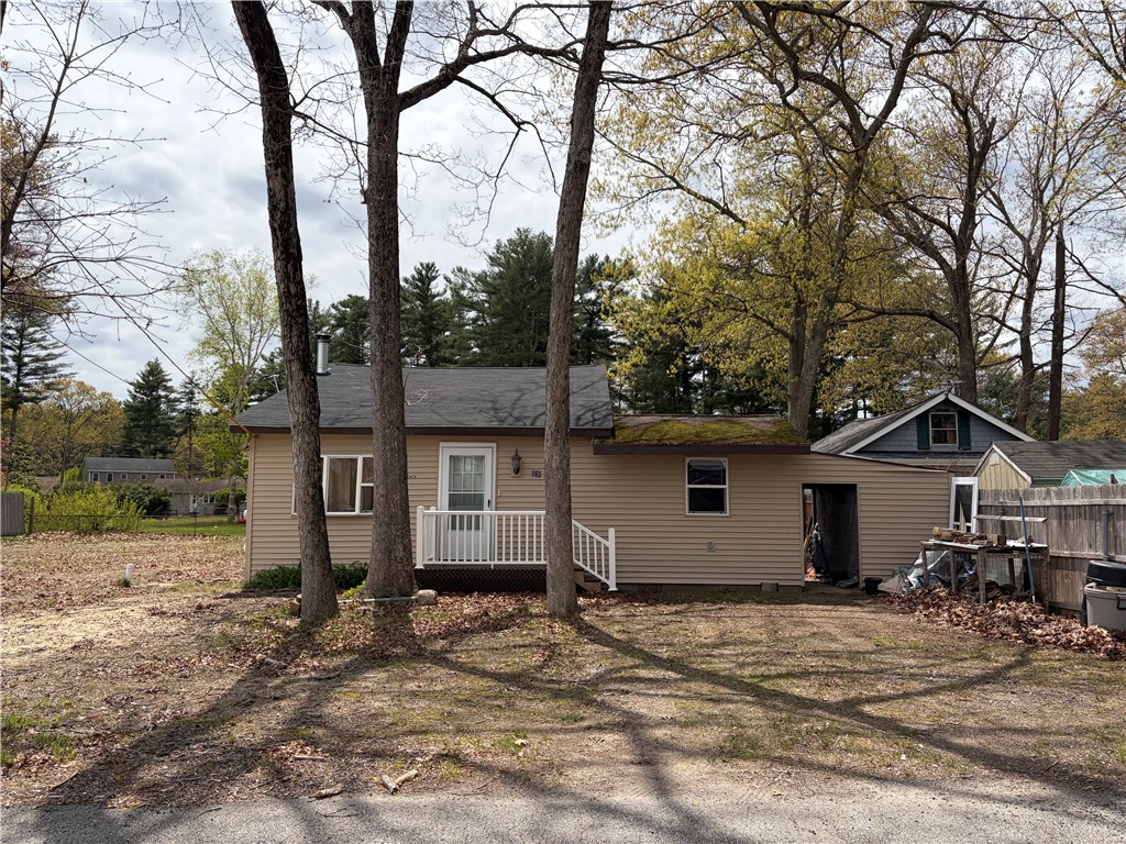 193 Shady Valley Road Coventry, RI 02816 - Photo 3 of 16