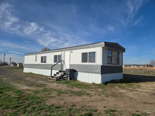 $245,000 | 2910 South 1300th Street East, Hagerman, ID 83332