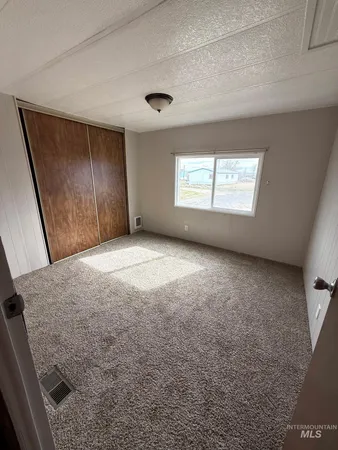 $245,000 | 2910 South 1300th Street East, Hagerman, ID 83332