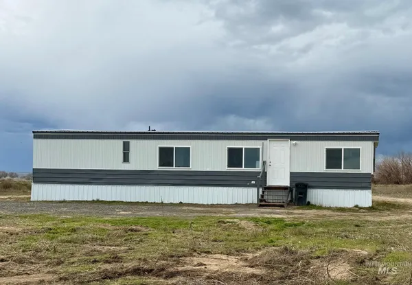 $245,000 | 2910 South 1300th Street East, Hagerman, ID 83332