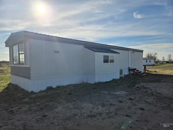 $245,000 | 2910 South 1300th Street East, Hagerman, ID 83332