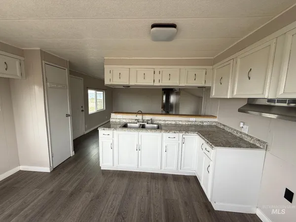 $245,000 | 2910 South 1300th Street East, Hagerman, ID 83332