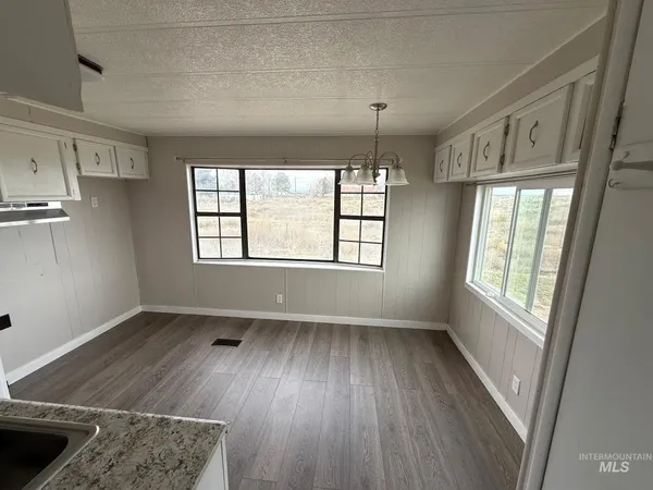 $245,000 | 2910 South 1300th Street East, Hagerman, ID 83332