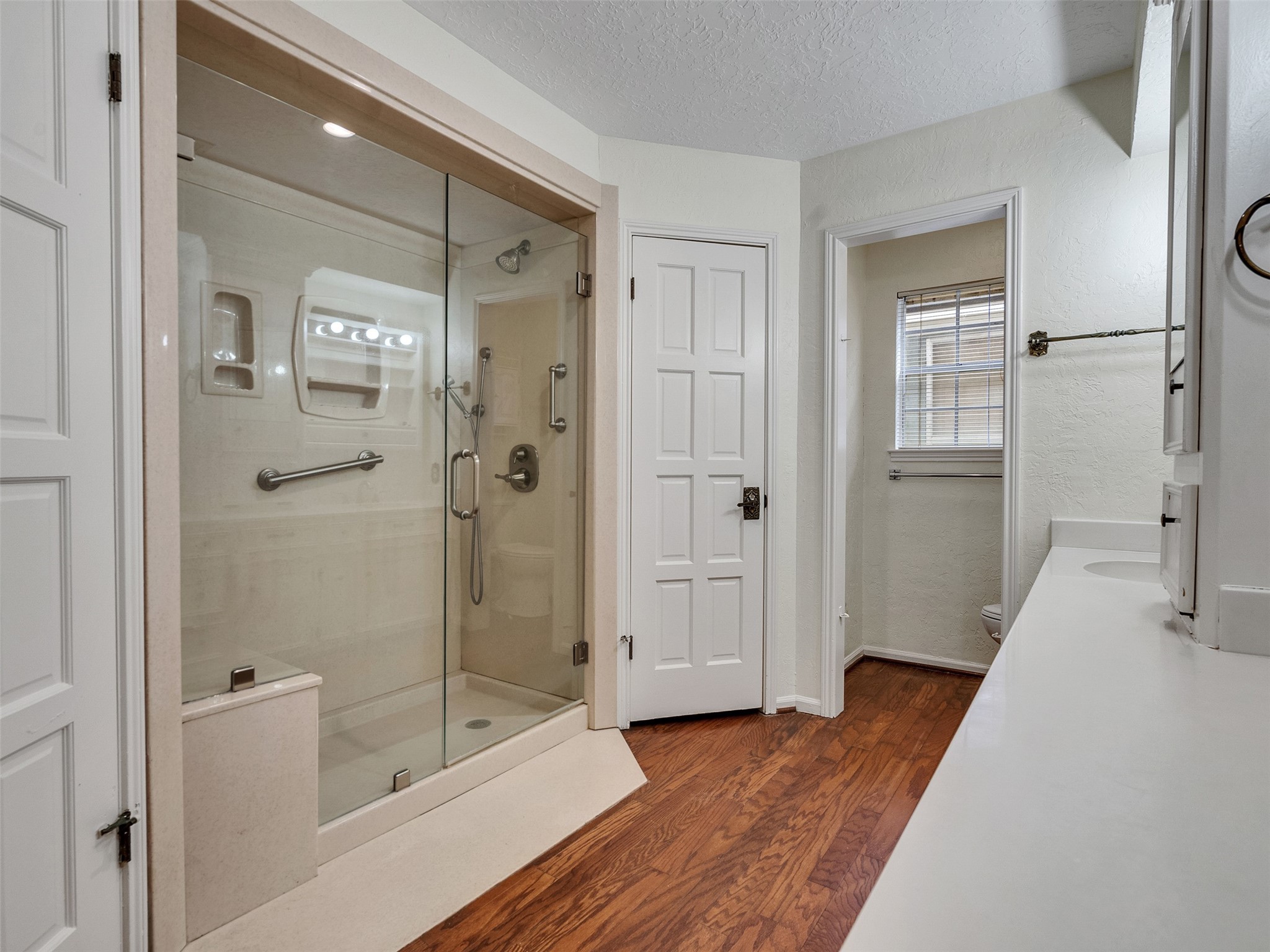 8 Shadowood Street Conroe, TX 77304 - Photo 19 of 37