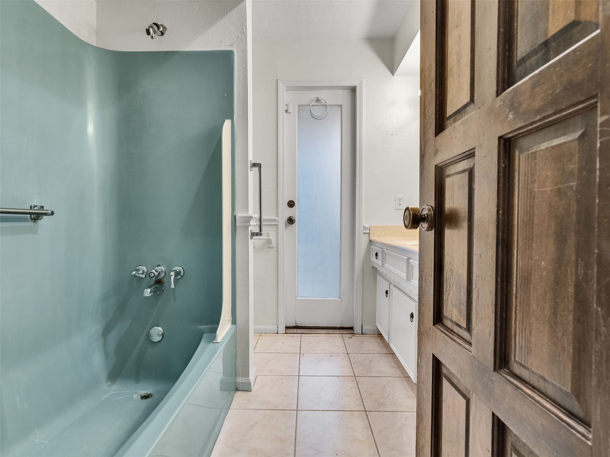 8 Shadowood Street Conroe, TX 77304 - Photo 24 of 37