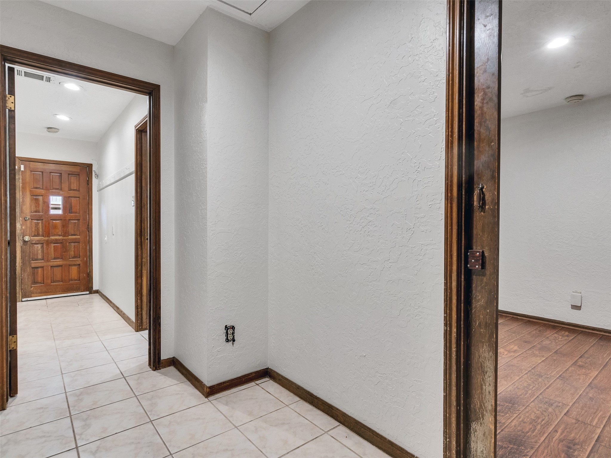 8 Shadowood Street Conroe, TX 77304 - Photo 28 of 37