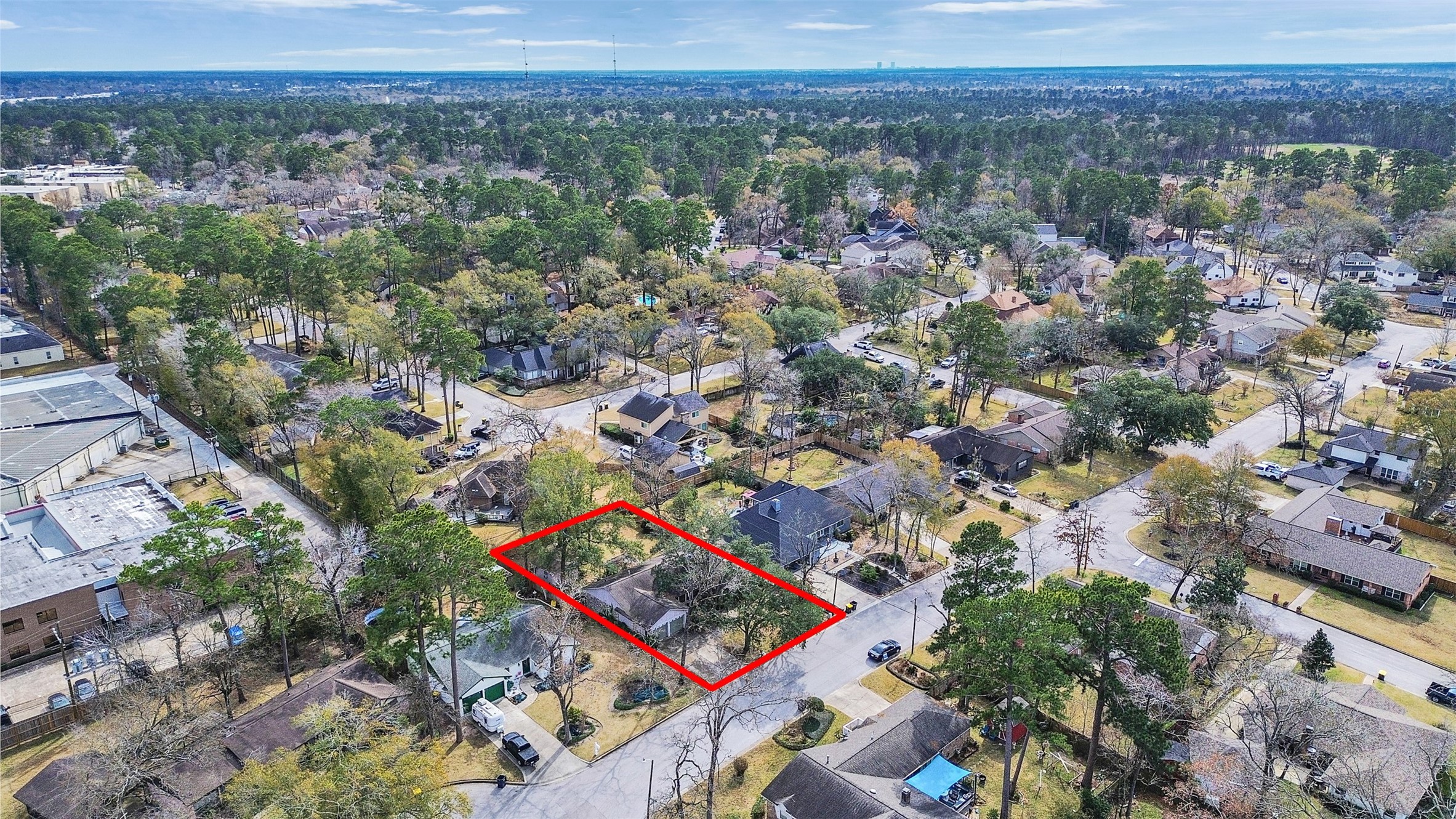 8 Shadowood Street Conroe, TX 77304 - Photo 34 of 37