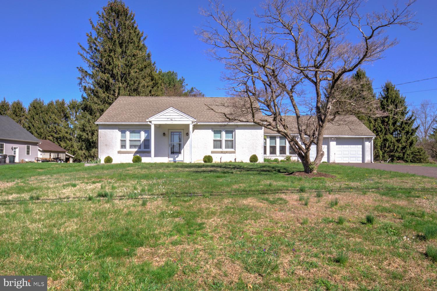 231 Warwick Road Elverson, PA 19520 - Photo 1 of 27