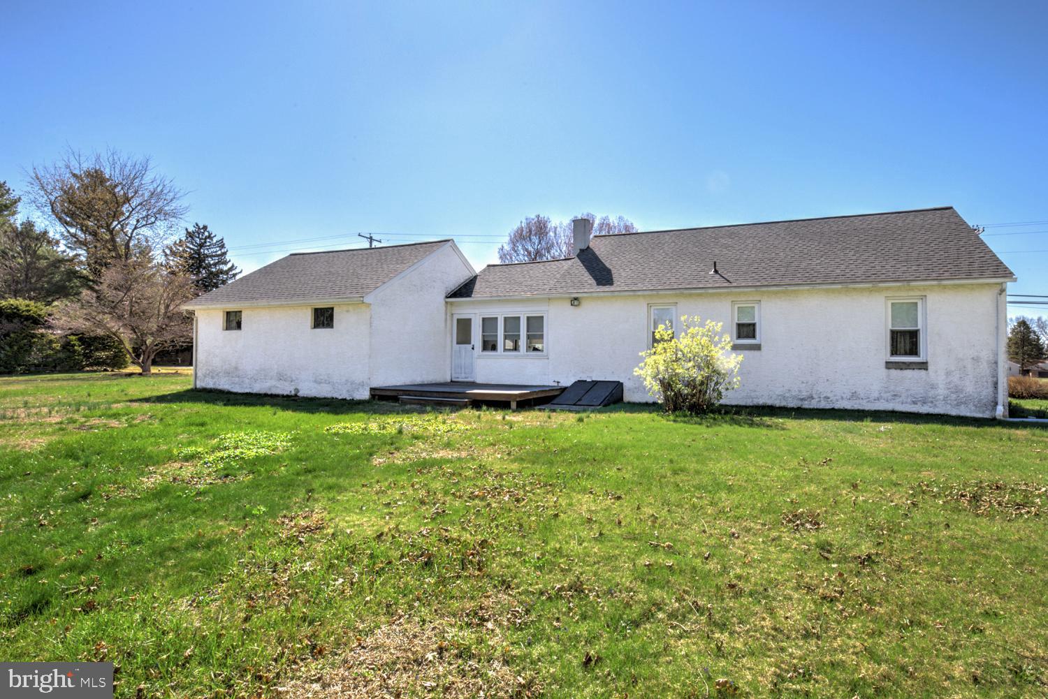 231 Warwick Road Elverson, PA 19520 - Photo 6 of 27