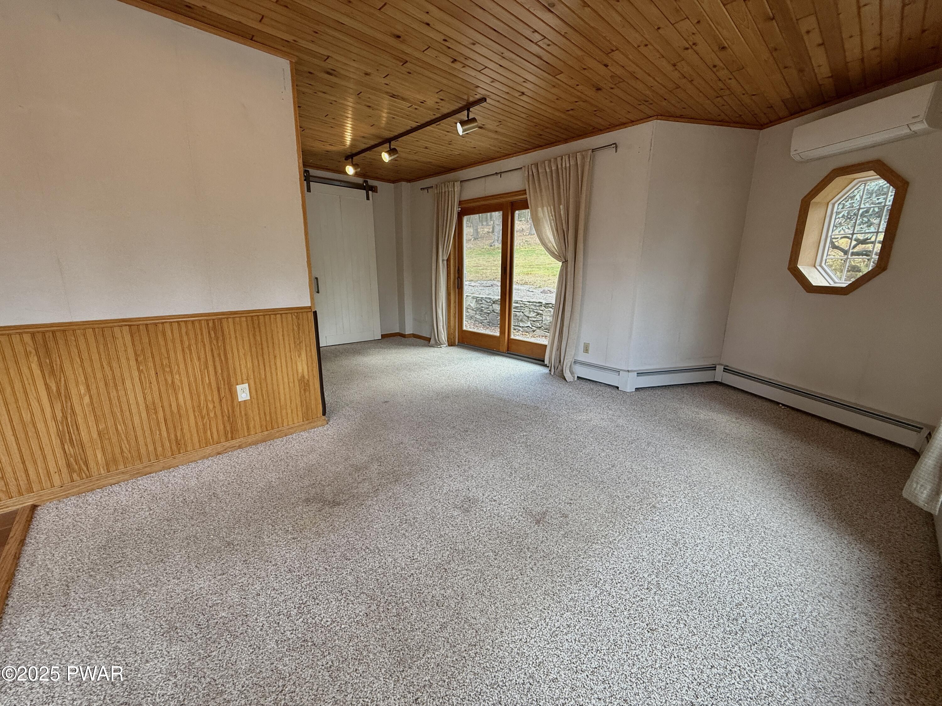 526 Highway 507 Paupack, PA 18451 - Photo 19 of 76