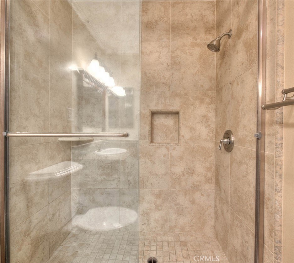 11413 Jane Way Stanton, CA 90680 - Photo 23 of 32 Bath 2