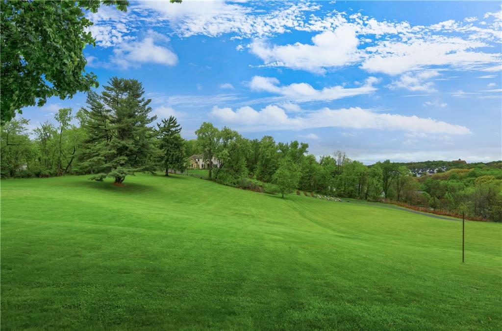 2467 Nicholson Road Sewickley, PA 15143 - Photo 7 of 39 Gallery Image 7