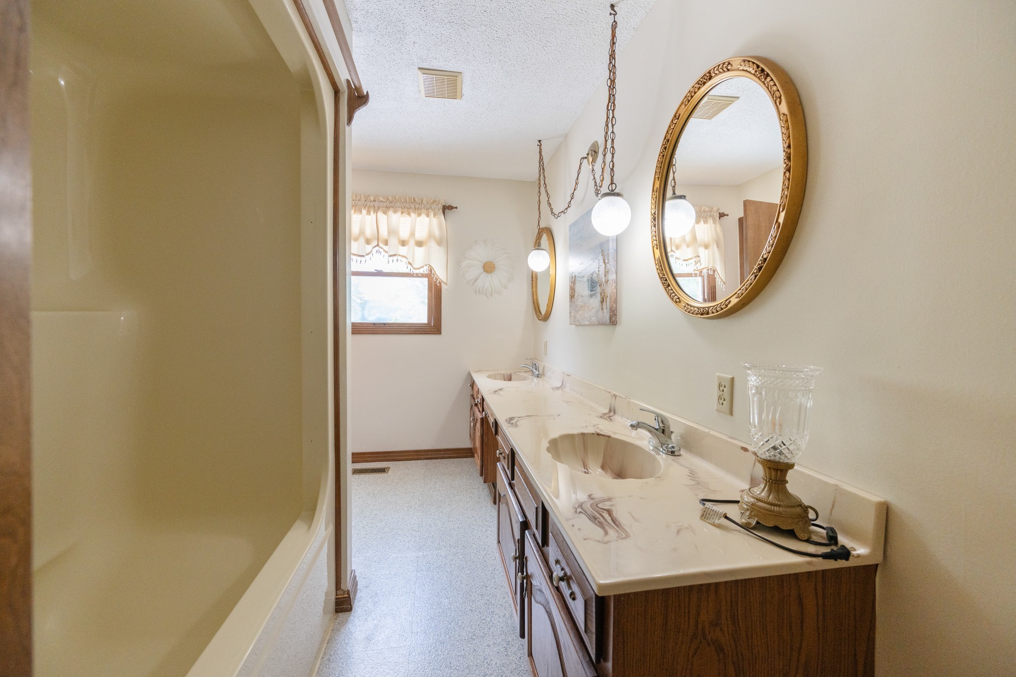309 Asbury Road Camden, TN 38320 - Photo 19 of 46 Gallery Image 19