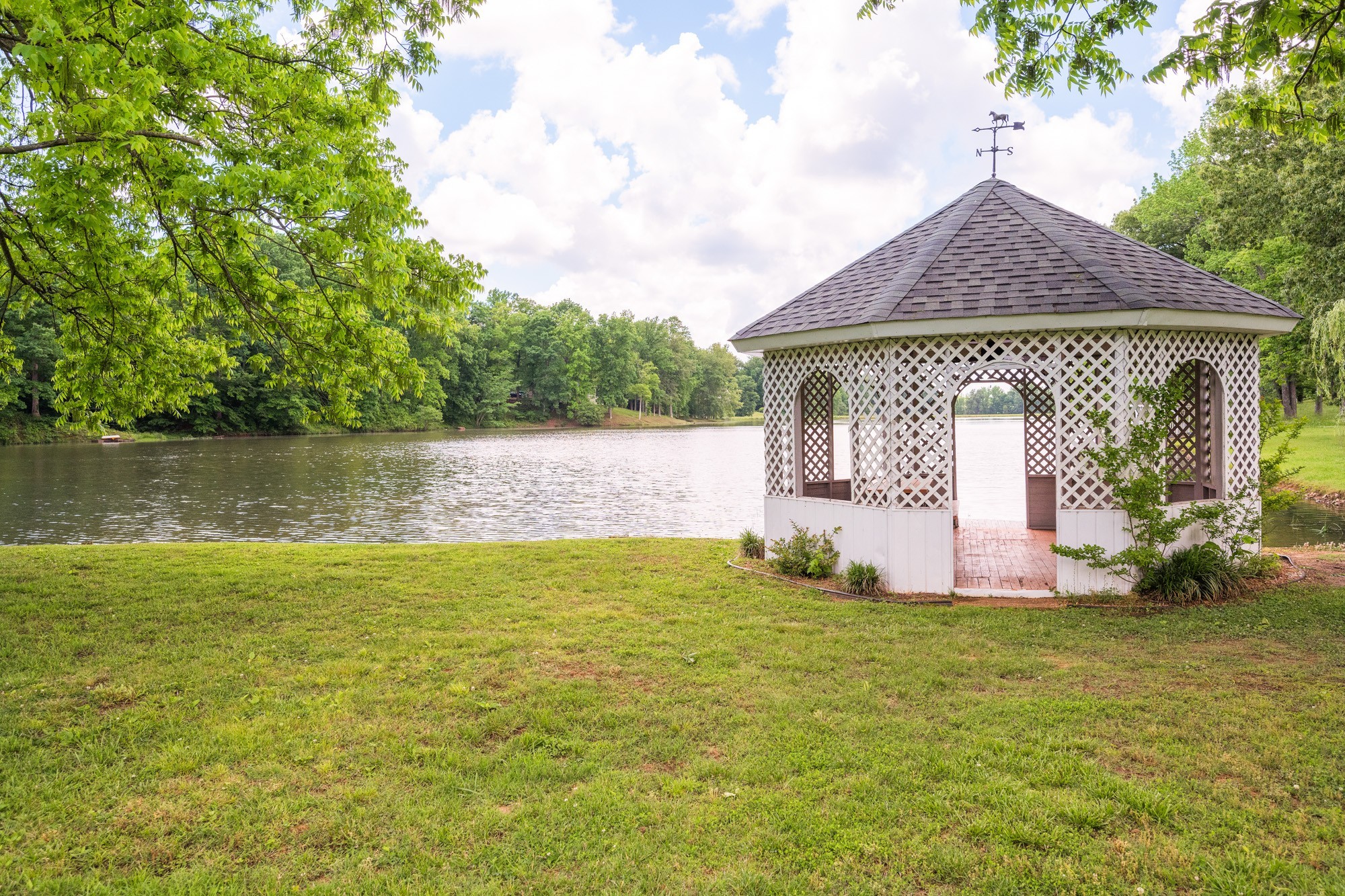 309 Asbury Road Camden, TN 38320 - Photo 32 of 46 Gallery Image 32