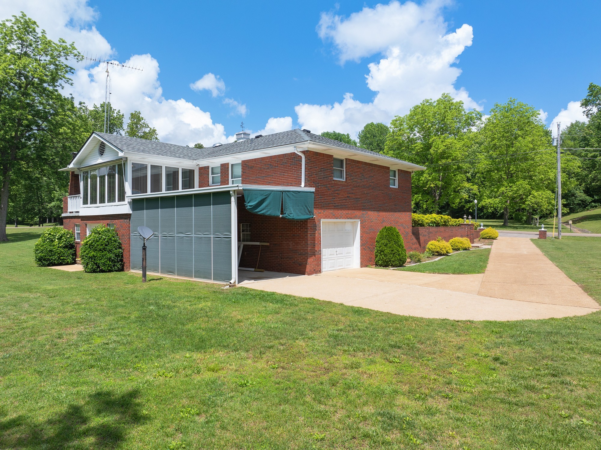 309 Asbury Road Camden, TN 38320 - Photo 38 of 46 Gallery Image 38