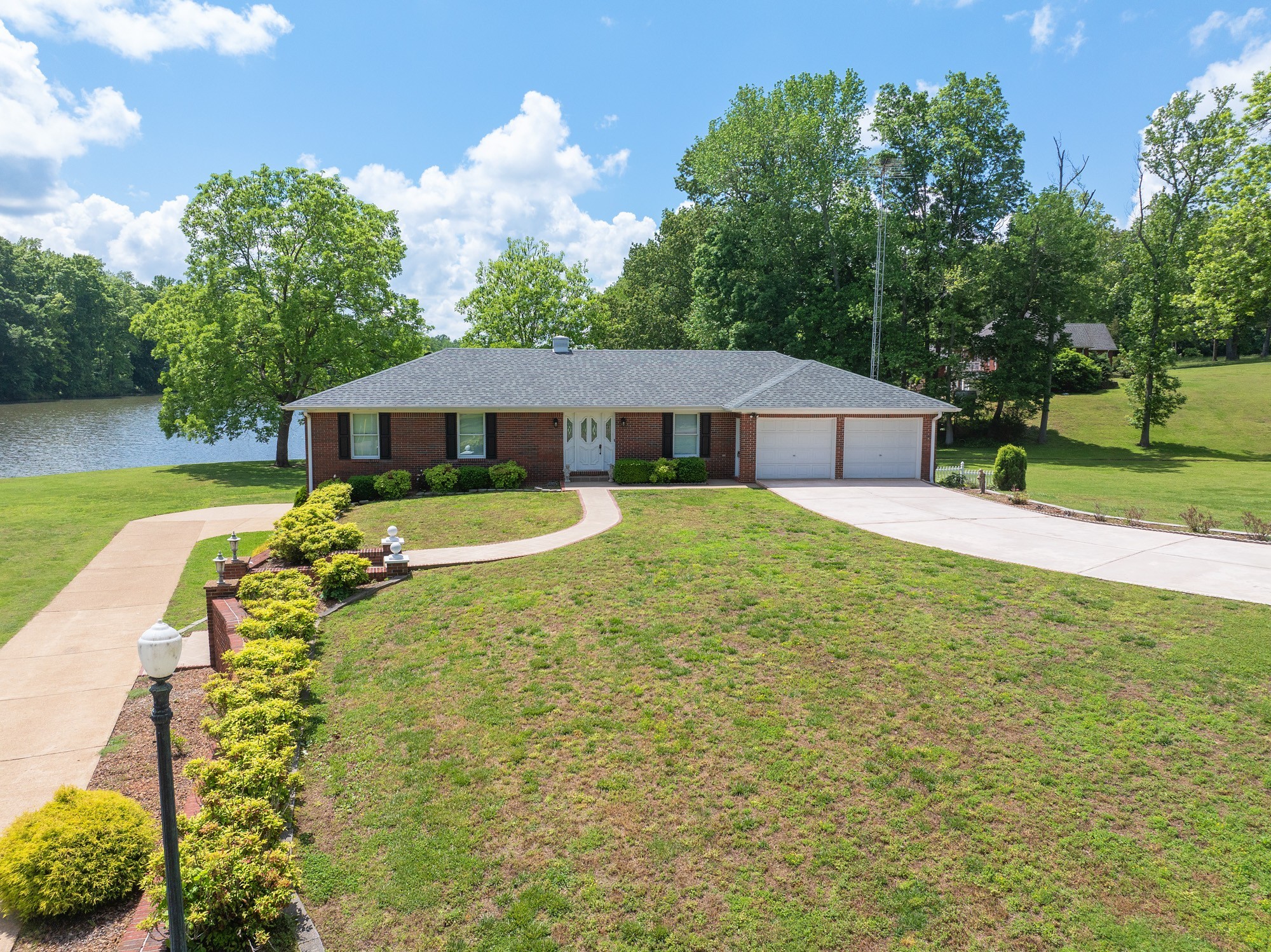 309 Asbury Road Camden, TN 38320 - Photo 5 of 46 Gallery Image 5