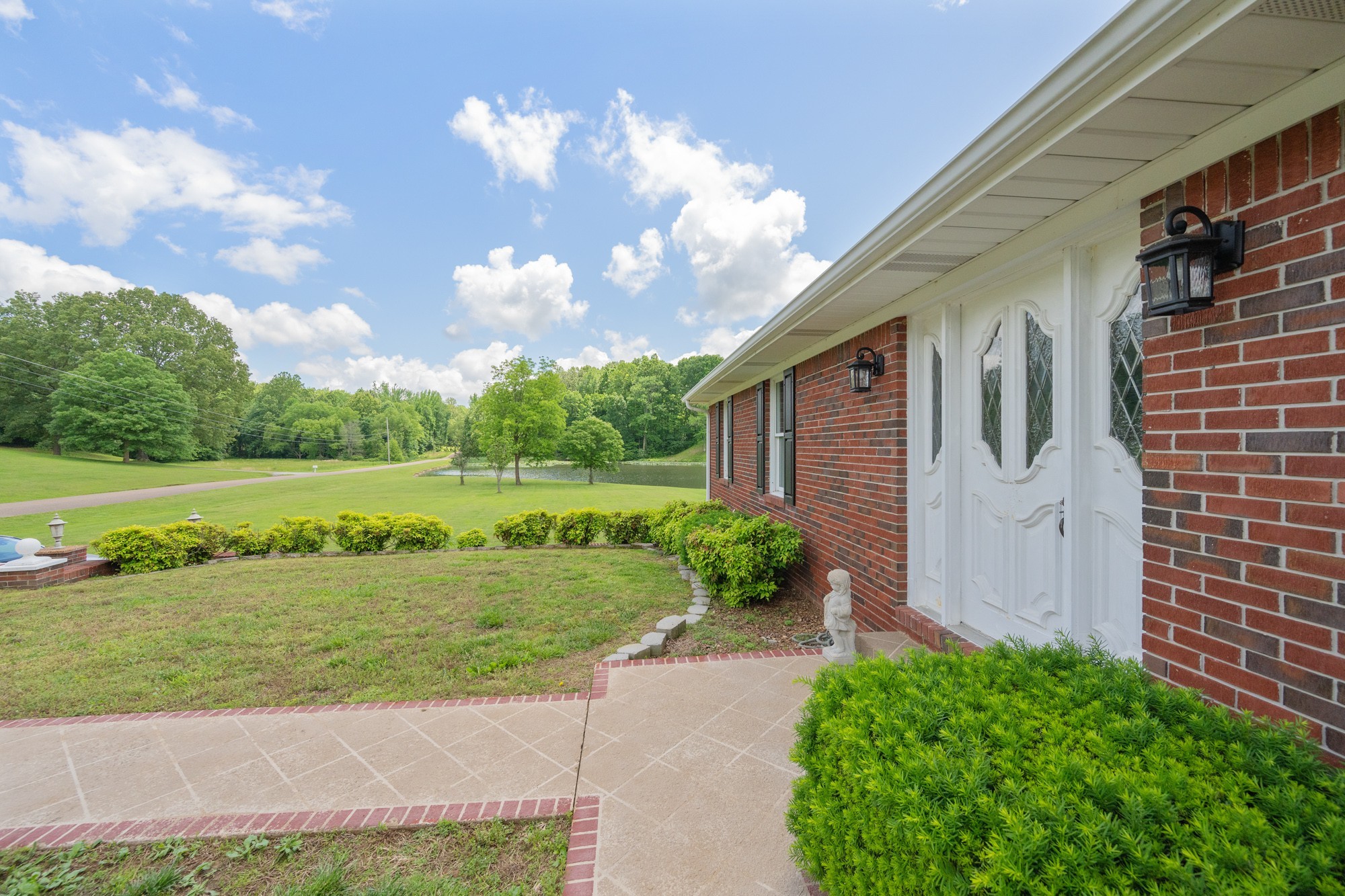 309 Asbury Road Camden, TN 38320 - Photo 6 of 46 Gallery Image 6