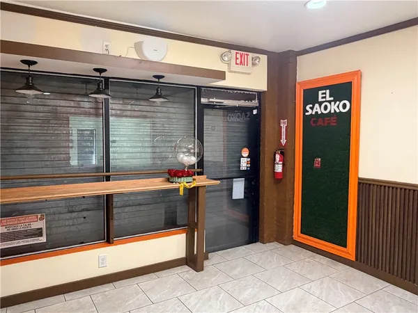 $1,600 | 962 Atwells Avenue, Unit B, Providence, RI 02909